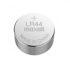 LR44