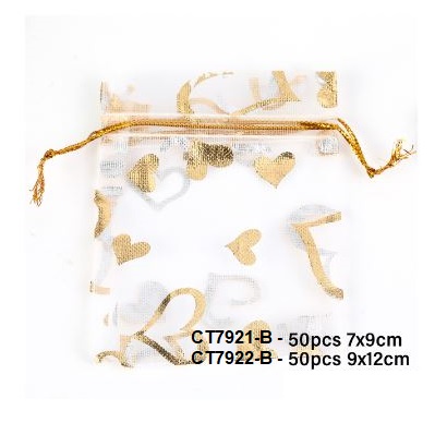SACOS BRANCOS COM CORAÇÕES DE ORGANZA